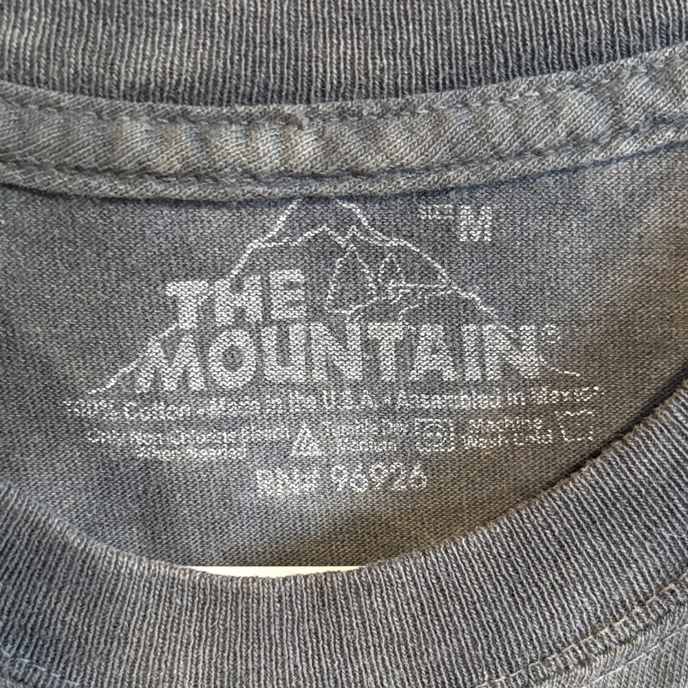 The Mountain Men's Wolf Pack Graphic T-Shirt - Black and Gray - Picture 2 of 6